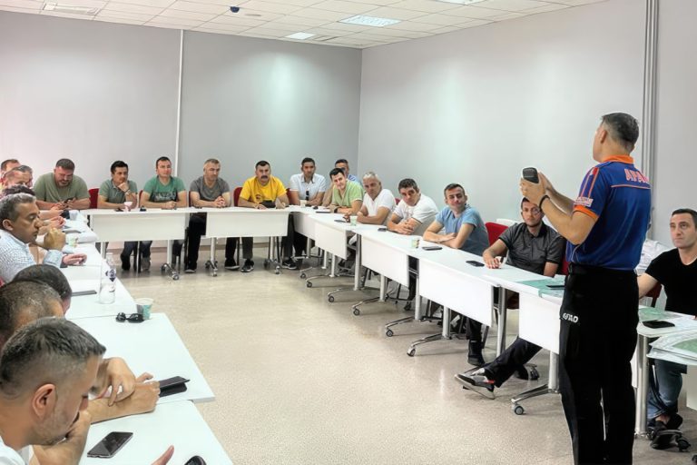 Bayraklı Belediyesi Arama Kurtarma Ekibi eğitimi